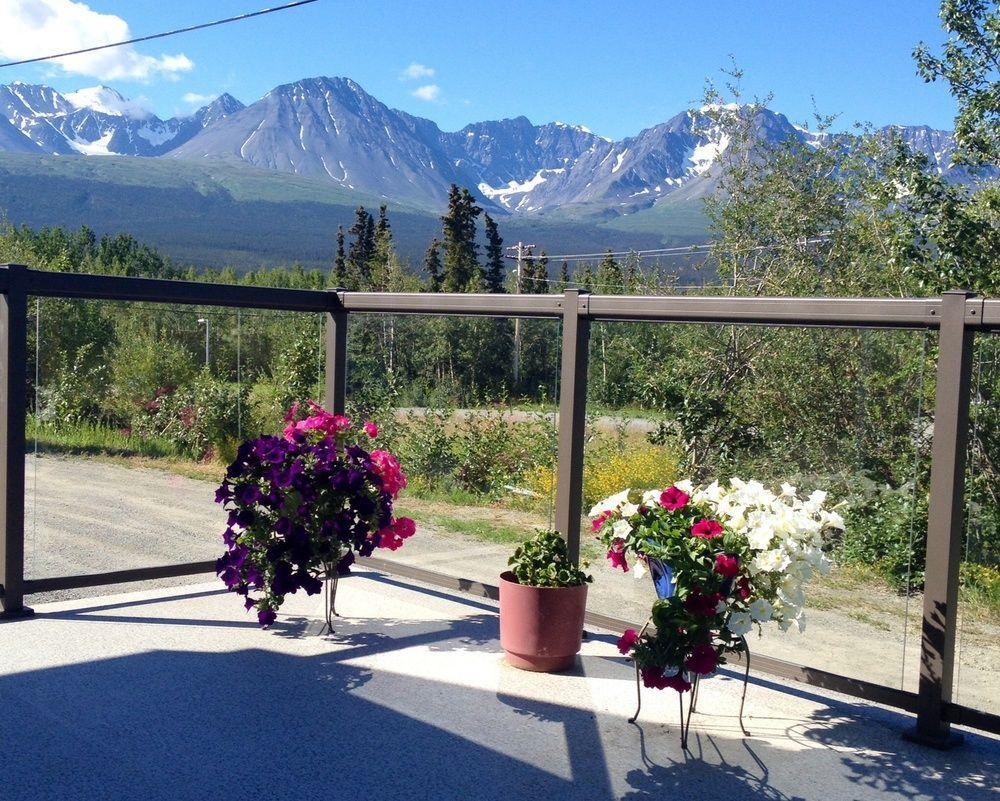Parkside Inn Haines Junction Εξωτερικό φωτογραφία