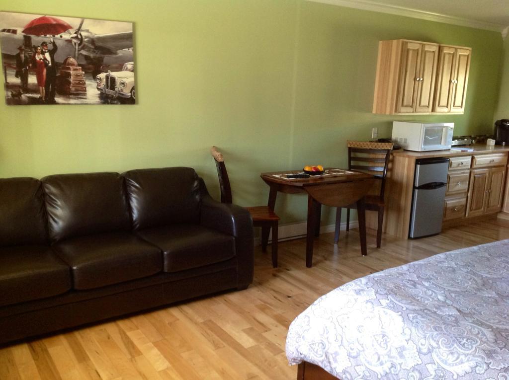 Parkside Inn Haines Junction Εξωτερικό φωτογραφία